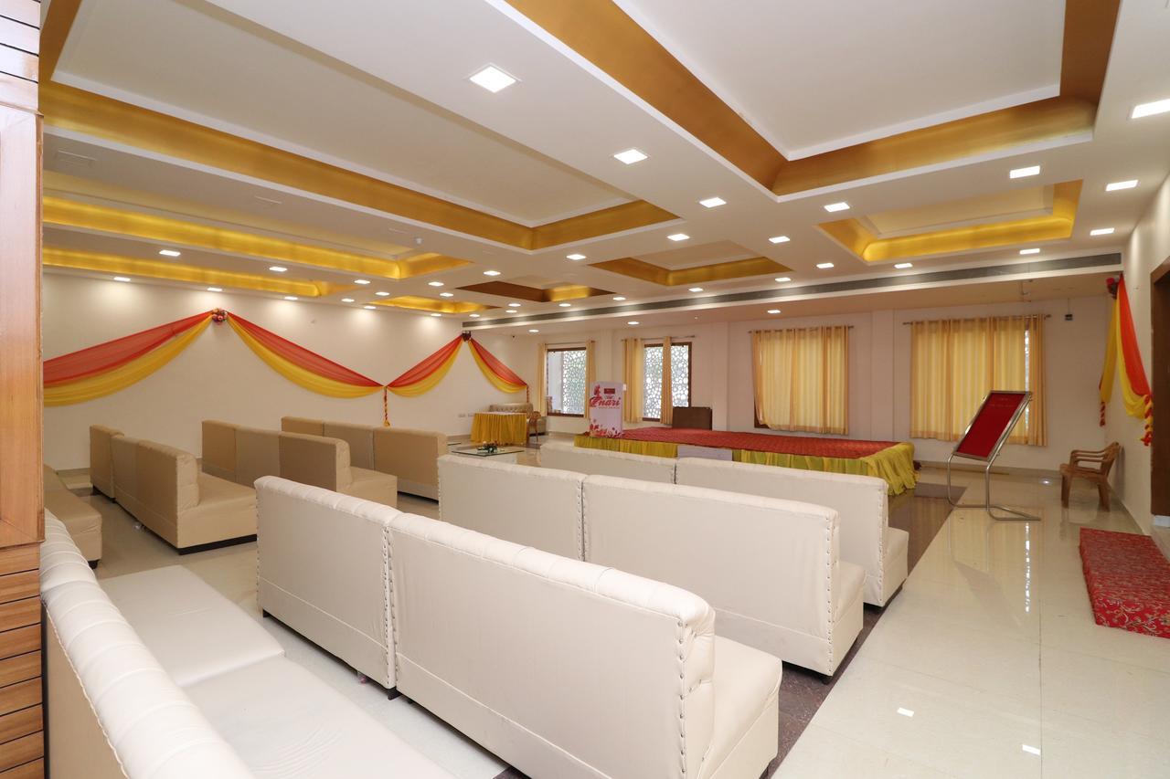 Oyo 13406 Hotel Golden Leaf Bareilly Exteriör bild